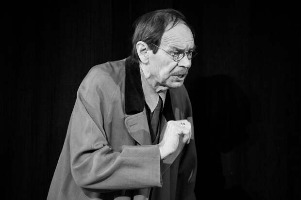 Умер заслуженный артист России Петр Складчиков