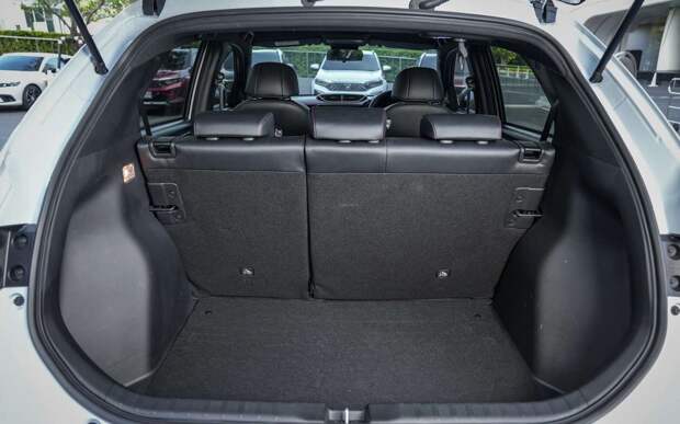 В России появился новый надежный японский кроссовер дешевле Весты