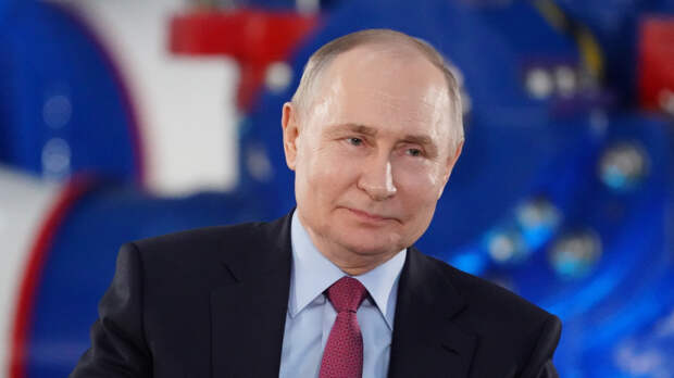 Опрос показал положительную оценку работы Путина большинством россиян