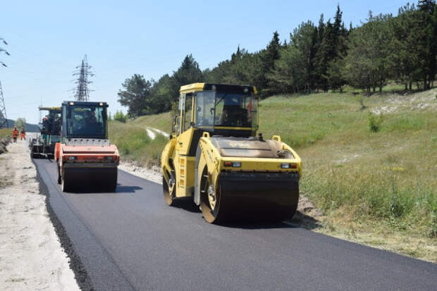 В Севастополе ремонт дорог проводится круглосуточно 