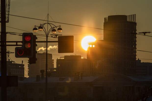 На Солнце произошла мощная вспышка