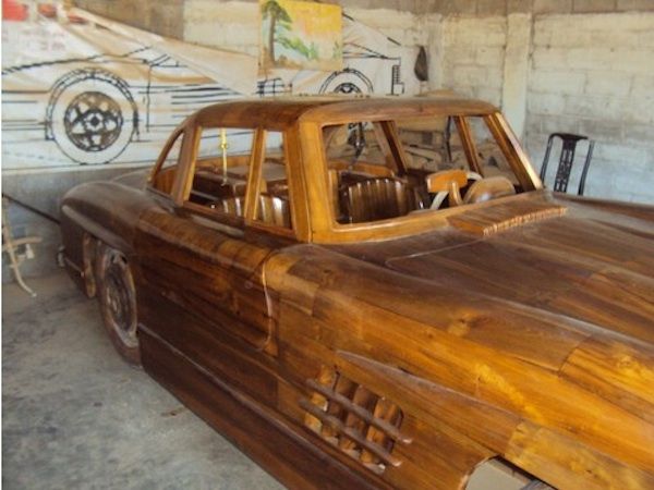 Mercedes-Benz 300SL Gullwing из натурального дерева (8 фото)