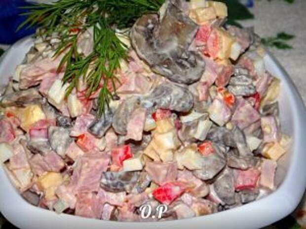 Фото к рецепту: Подборка салатов от Ольги Романовой