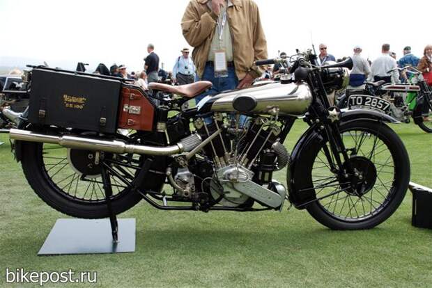 Очень редкий Brough Superior SS100