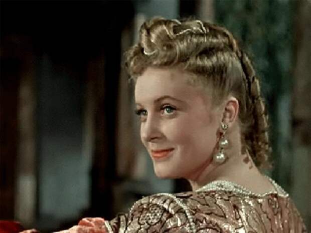 Алла Ларионова в фильме *Двенадцатая ночь*, 1955 | Фото: kino-teatr.ru