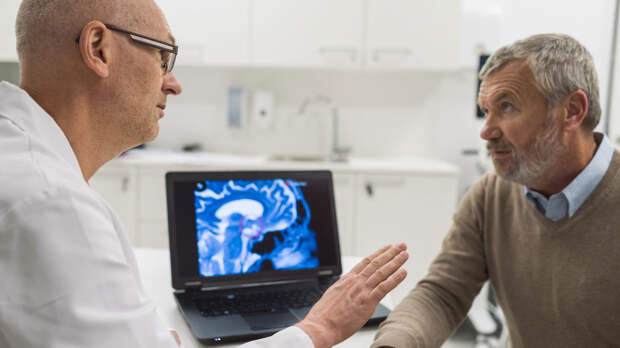 Как сохранить мужское здоровье после 50 лет: советы уролога