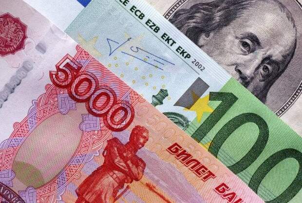 Дефолт откладывается: как Россия перевела еврооблигации в рубли и что теперь будет?