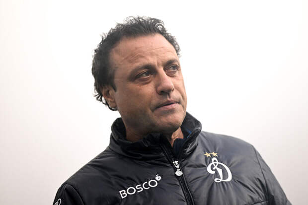 Тренер "Динамо" Гусев объяснил поражение от "Зенита" собственными ошибками