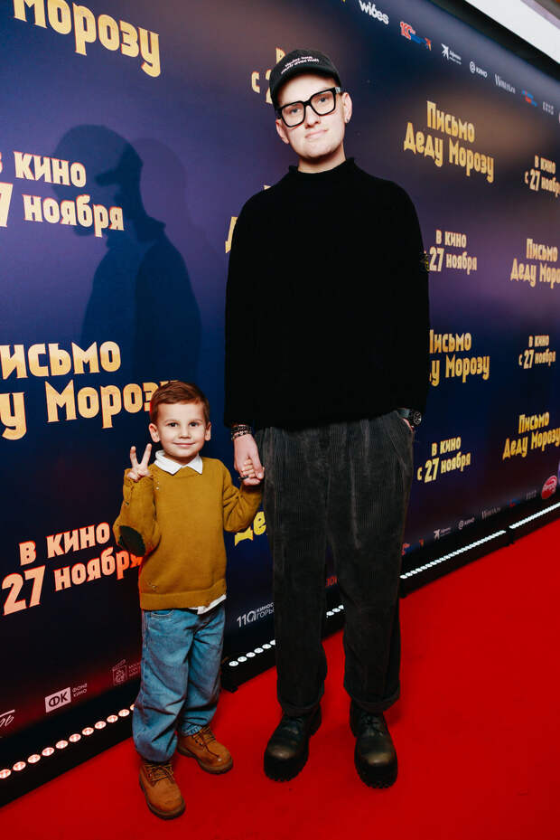 Детские желания: Кристина Асмус, Иван Охлобыстин и Лукерья Ильяшенко Детские желания: Кристина Асмус, Иван Охлобыстин и Лукерья Ильяшенко