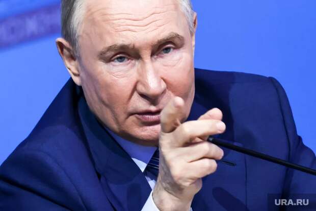 Президент РФ Владимир Путин вместе с коллегами по БРИКС вышел на новый виток противостояния с Западом. Фото: Владимир Андреев © URA.RU