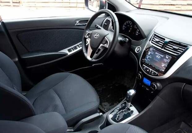 Не скатился, а всегда был на дне. Почему нельзя покупать Hyundai Solaris.