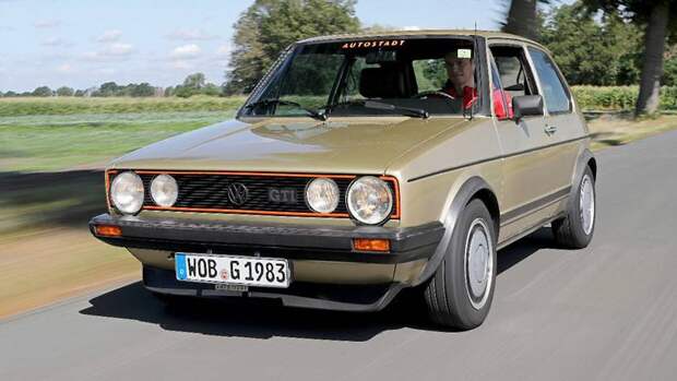 Tak powinno jeździ prawdziwe GTI – Volkswagen Golf 1 GTI Pirelli