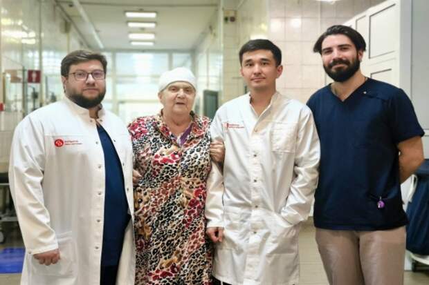Радикальной операции на мозге не побоялась 81-летняя женщина в Новосибирске