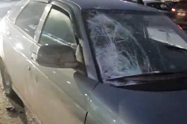 Машина сбила трех перебегавших дорогу детей в российском городе