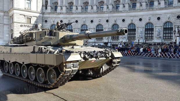 Шольц назвал танки Leopard 2 крайне эффективными