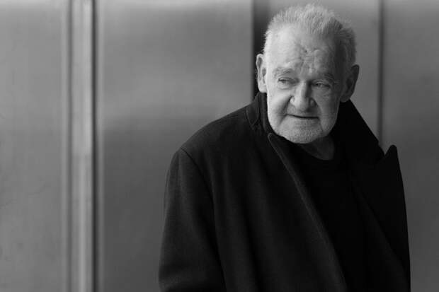 Режиссер фильмов "Человек из Лондона" и "Проклятие" Бела Тарр умер в 70 лет