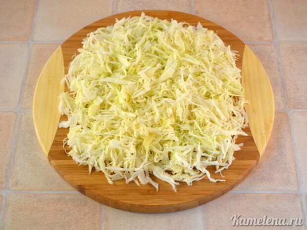 Пирог с капустой и морковью — 3 шаг