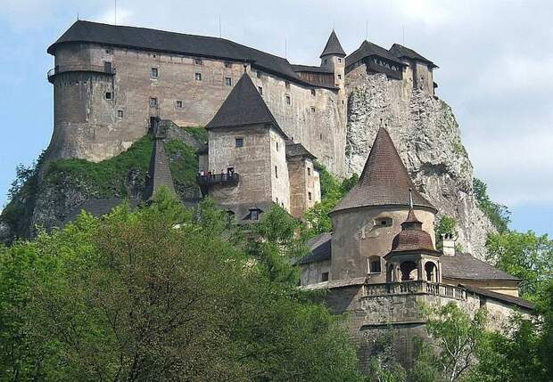 Оравский замок: «орлиное гнездо» над Оравой