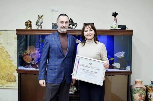 Депутат Тепляков наградил специалистов Сочи знаками отличия региональной Думы