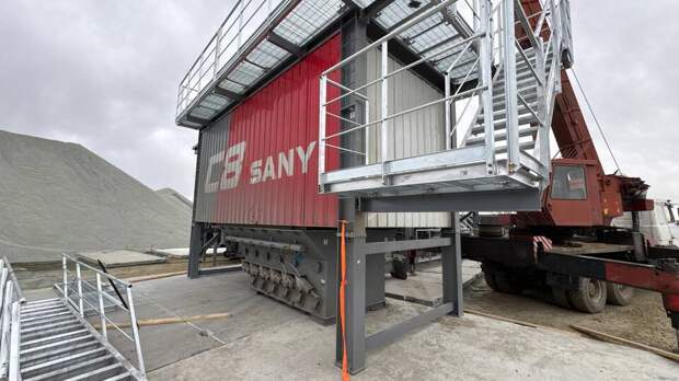 В Барнауле начался монтаж асфальтобетонного завода SANY