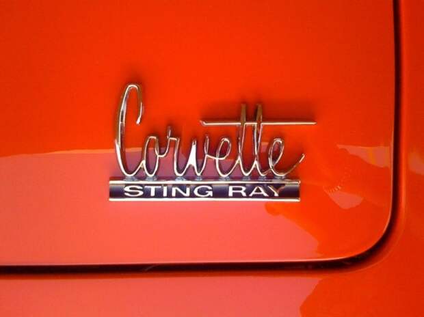 Авто ретро логотипы (22 фото)