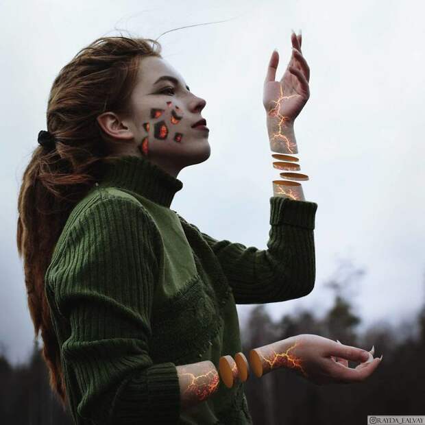 Невероятные сюрреалистические автопортреты девушки из Перми