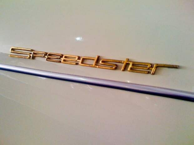 Авто ретро логотипы (22 фото)