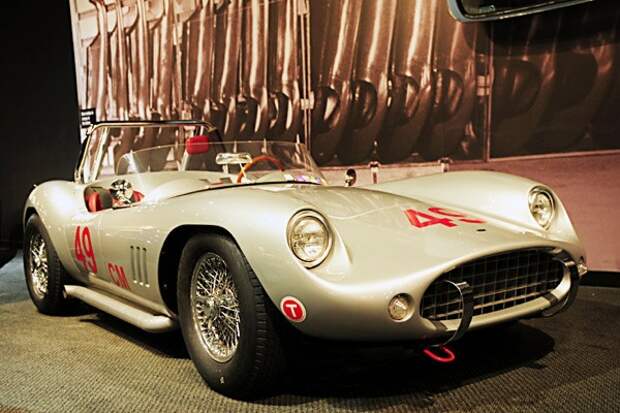petersen_automotive_museum_devin_ss_1958.jpg