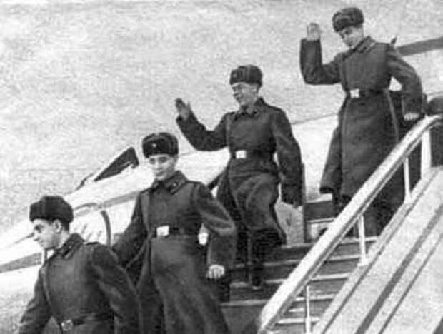 Выжившие. Как четверо советских моряков провели 49 дней в океане без еды Выжившие. Как четверо советских моряков провели 49 дней в океане без еды подвиг, страницы истории, чтобы помнили