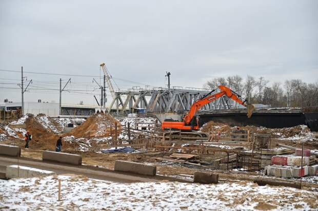 Строительство путепровода через МЦК в районе улицы Пруд Ключики. Фото: stroi.mos.ru