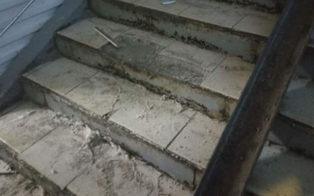 "Смертельный квест": рязанцы массово жалуются на наземный переход у автовокзала