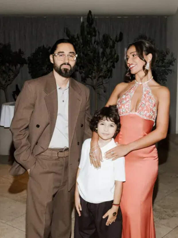 Мария Мельникова и Мот с сыном