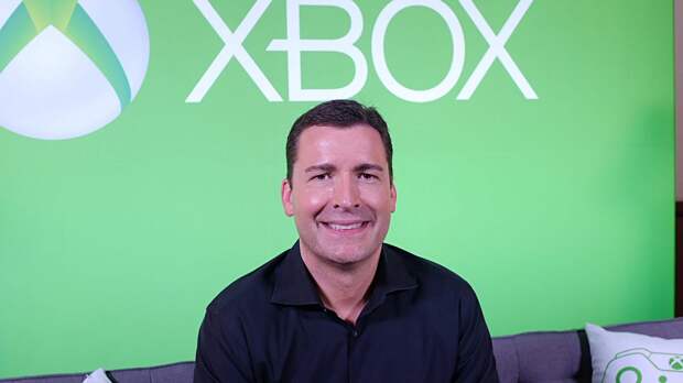 Что лучше - Xbox или PlayStation. Твиттер кипел, пока в спор не ворвался экс-менеджер Хbox и не огорчил всех