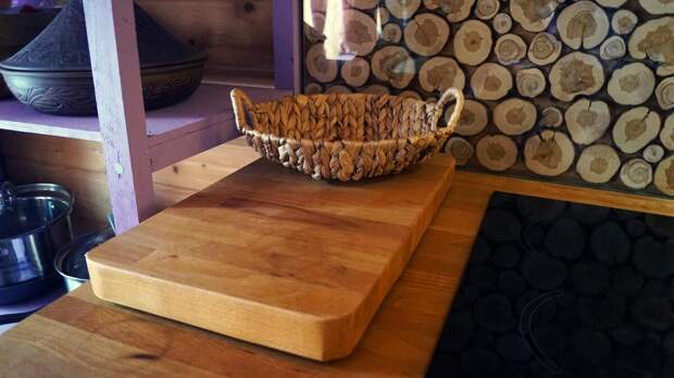 Разделочная доска из бука.