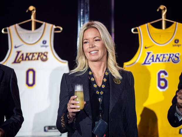 Jeanie Buss DRINKING LOCKER ROOM