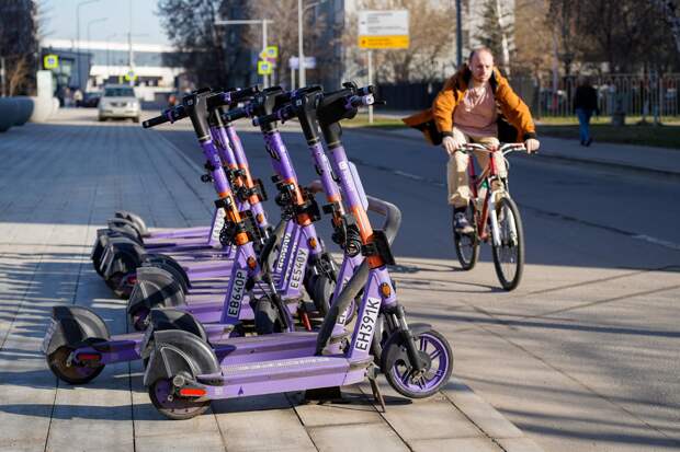 Вероятность запрета на электросамокаты в Москве оценили