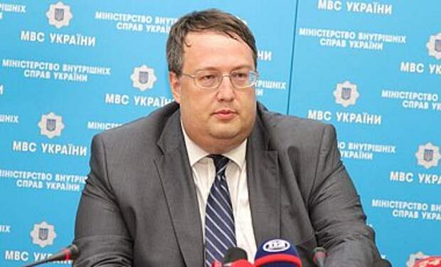 Украина может начать "глушить" российские радиоканалы - МВД Украина может начать "глушить" российские радиоканалы - МВД