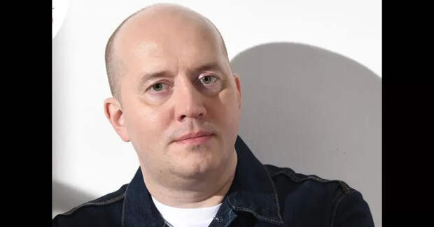 "Бред сивой кобылы". Отец Сергея Бурунова ответил на его обвинения в домашнем насилии