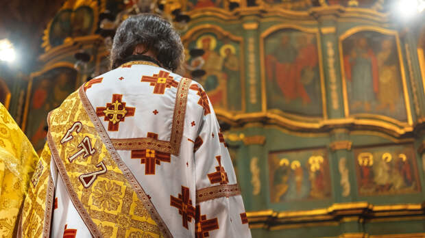 В Омске задержали священника из-за иконы с изображением Бандеры