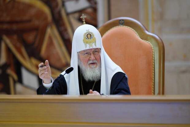 ИИ: спасение или потеря человеческой души?