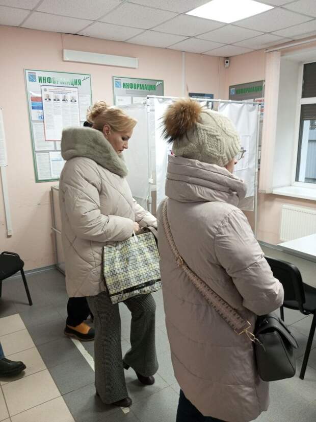 Утро пятницы. 9 часов,  а изберкомам скучать не приходится