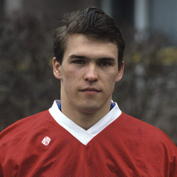 Латвийский хоккеист захотел вернуть выигранные со сборной СССР золотые медали