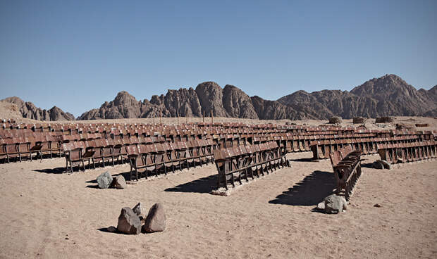 End of the World Cinema: An Abandoned Outdoor Movie Theater in the Desert of Sinai
