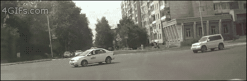 Опасные моменты в гифках (16 гифок)